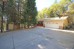  Crestline Dr