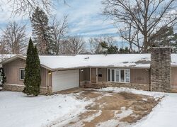  Meadowcrest Dr