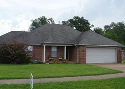  Woodland View Dr