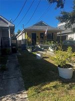  Baronne St