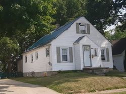  W Raleigh Ave