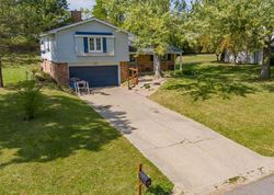  Crown Hill Dr E