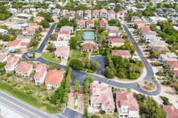 La Valencia Cir, Panama City Beach - FL