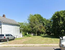  Oak St