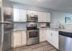  Sw Brandon St Apt 202