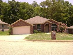  Eisenhower Dr