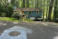  Vistamont Dr