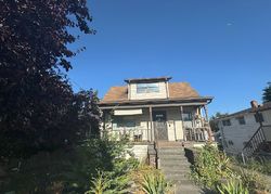  Carleton Ave S