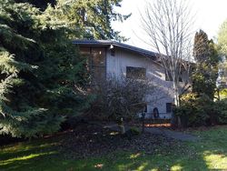  32nd Ave Ne