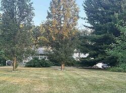  Oakwood Ter