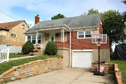  Edgebrook Dr