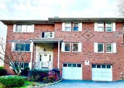  Leary Ln Apt 1
