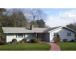  Pine Tree Dr