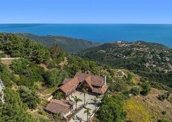 Moonrise Dr, Malibu - CA