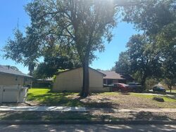 Wavecrest Ln