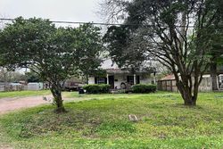 E Southland Ave, Alvin - TX