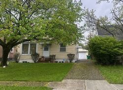  Fairway Ave