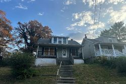  11th St Se