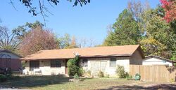  Meadowbrook Dr