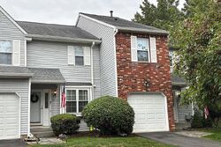  Heritage Ct