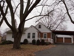  Woodlawn Rd