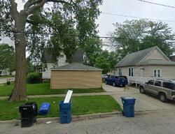  E Locust St
