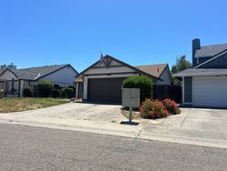  Gustine Way