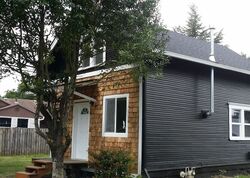  Ne Logan St