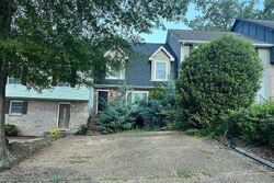 Cahaba Manor Dr