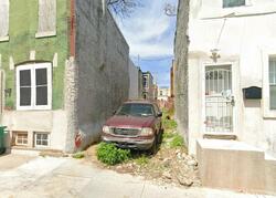  W Silver St