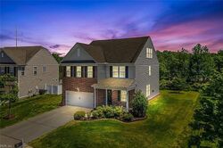  Ravenscroft Ln