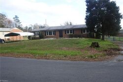 Compton Dr