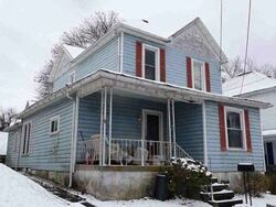 Stealey Ave