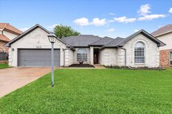  Greenleaf Dr