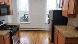  Bowers St Apt 2