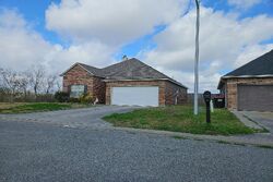  Lakefront Dr