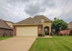  Hackberry Dr