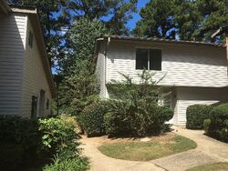 Parkside Dr