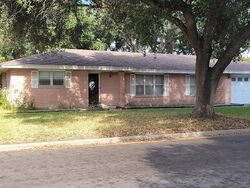  Retama Ave