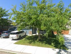  N Oxwich Ave