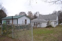  N Main St