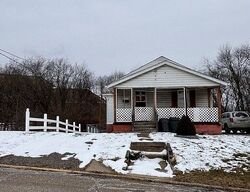 Hallock Ave