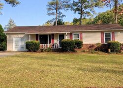  Pine Tree Rd