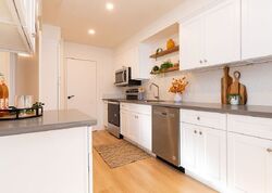  Willis Ave Unit 306