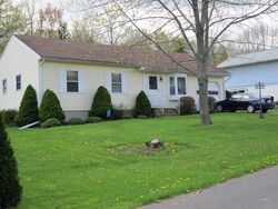  Ferncrest Dr