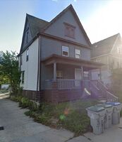  W Garfield Ave