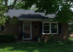  Foxwood Dr