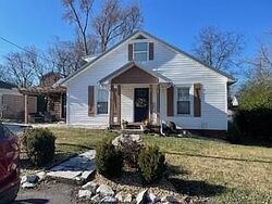  Eastview Ave