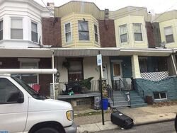 E Walnut Ln