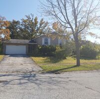  Sullivan Ln